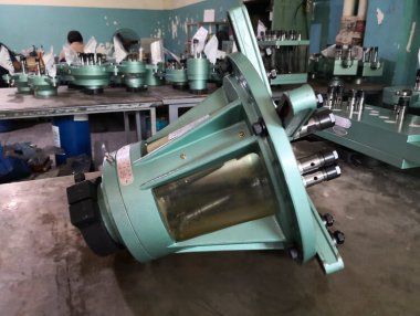 SU型圆型可调式多轴器